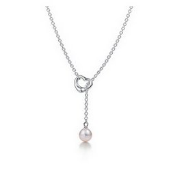 Open heart lariat pendant