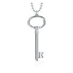 TIFFANY KEYS OVAL KEY PENDANT