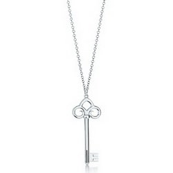 TIFFANY KEYSFLEUR DE LIS KEY PENDANT